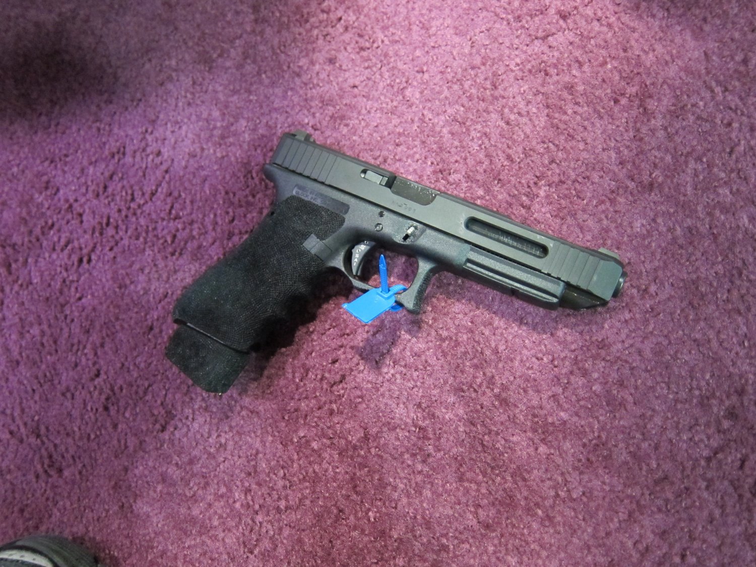 Salient Arms (SAI) Customized Glock 17/22 (G17/22), Glock 34/35
