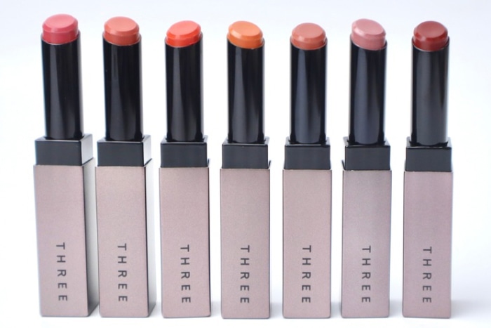 THREE〉「アライジングスピリットリップグロー」を全色スウォッチ