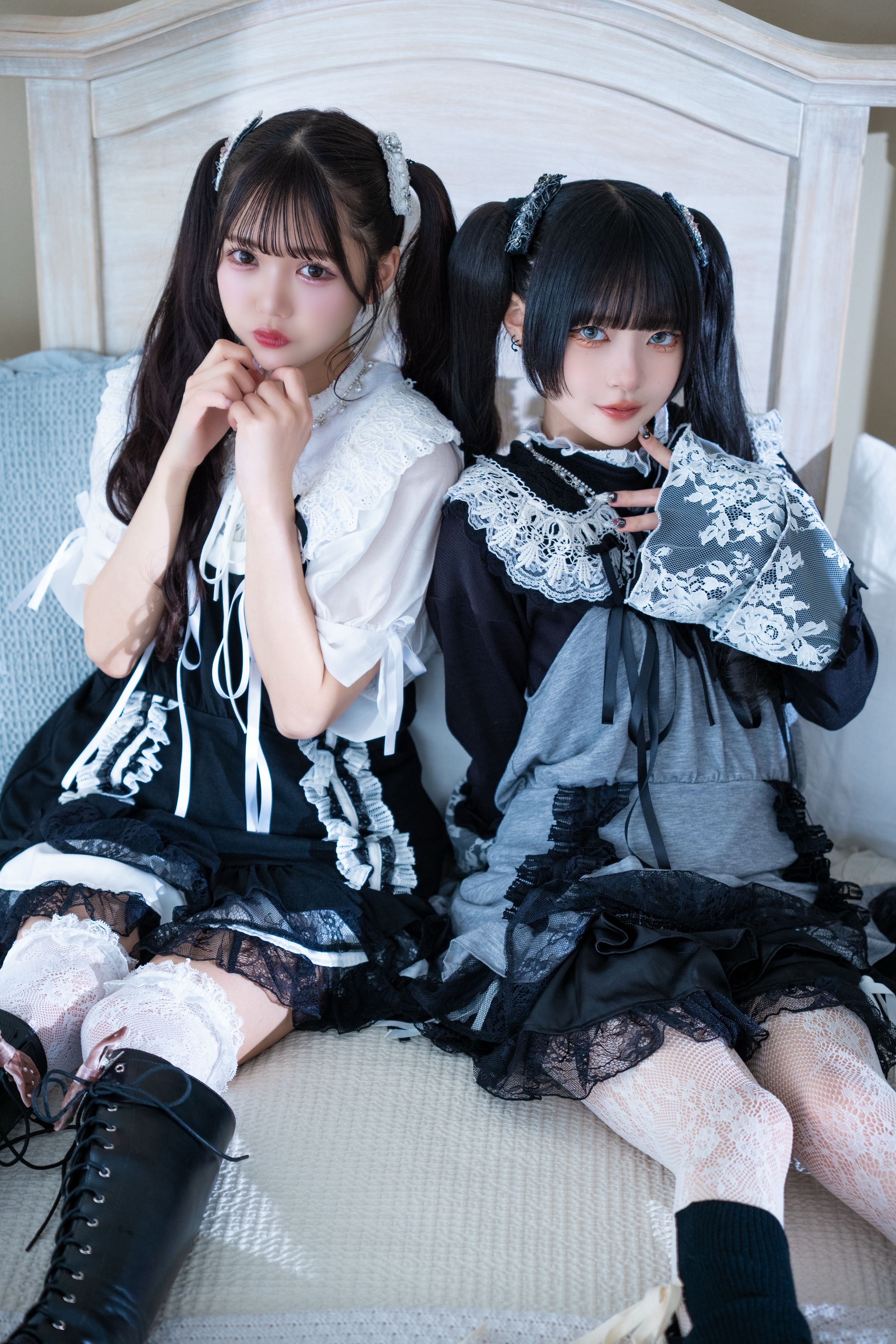 doll seraphic collar black