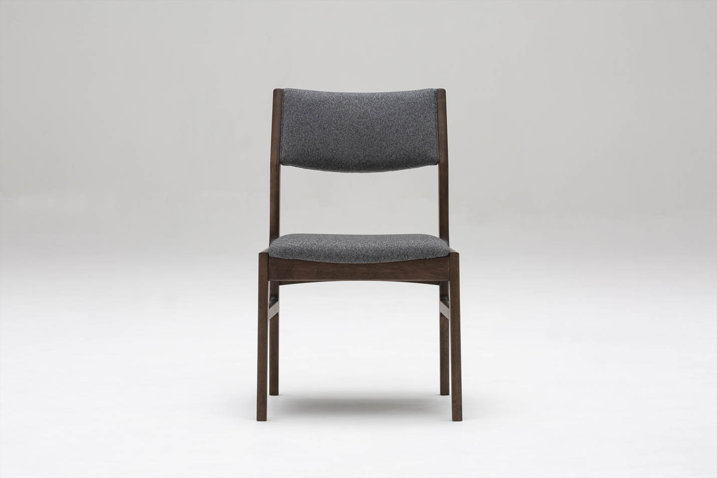 カリモク60+ アームレスダイニングチェア セラムダークグレー