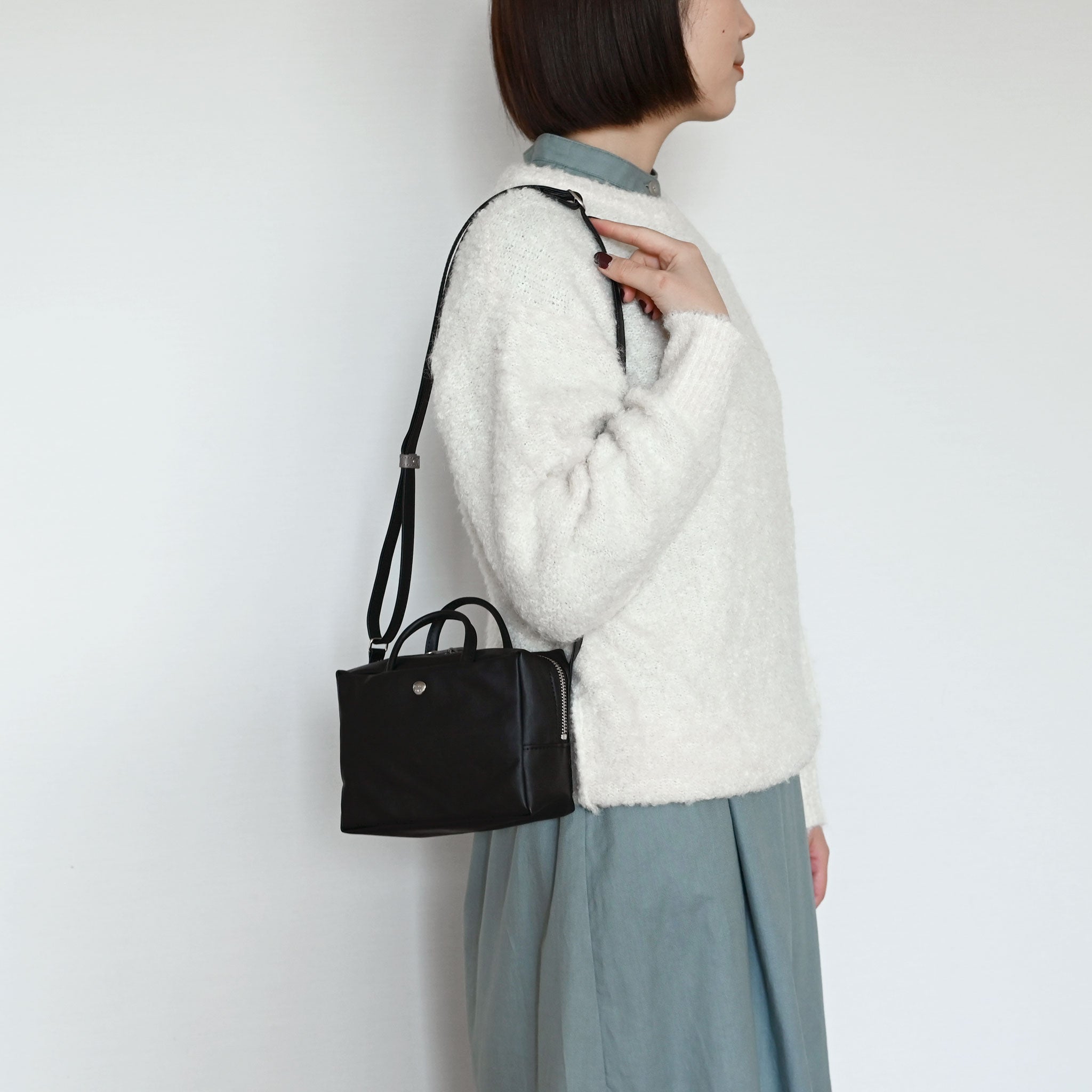 ライトポシェットバッグ | deux C(ドゥ・セー)公式オンラインストア