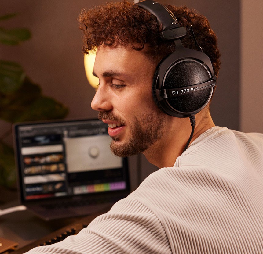 DT 770 PRO Black (B-stock): Studio headphones | beyerdynamic