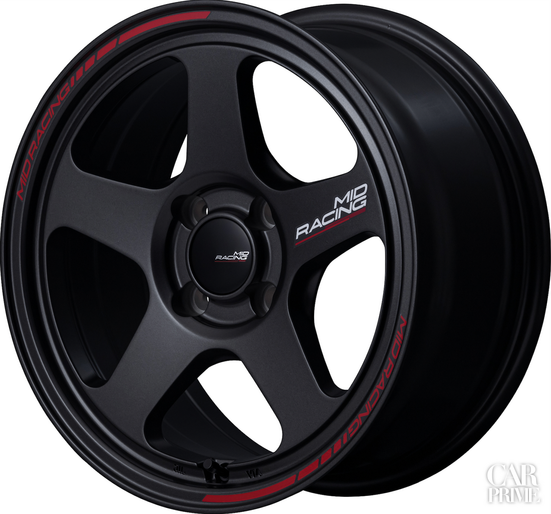 すべてのフォーミュラドリフトジャパン2マシンを支えるMID RACINGの