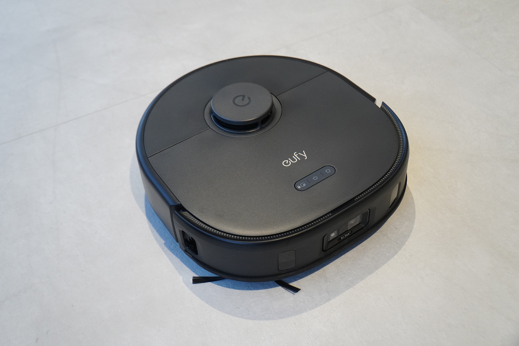 イマドキの機能が全部入りで9万円台！Eufyのロボット掃除機「X10 Pro