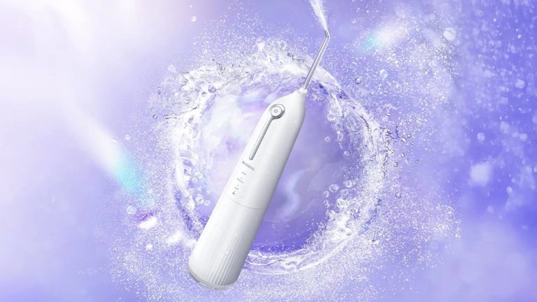 水圧は3段階！超微細な泡と水流で歯垢を除去するBEAURALの口腔洗浄器