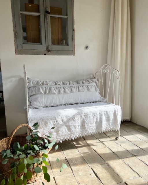 小さめベビーベッド | フランスアンティークショップディフェランス