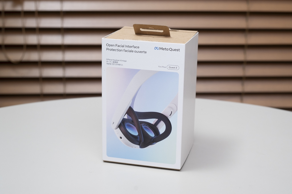 Meta Quest 3をより快適に！オープン接顔部で長時間プレイを実現