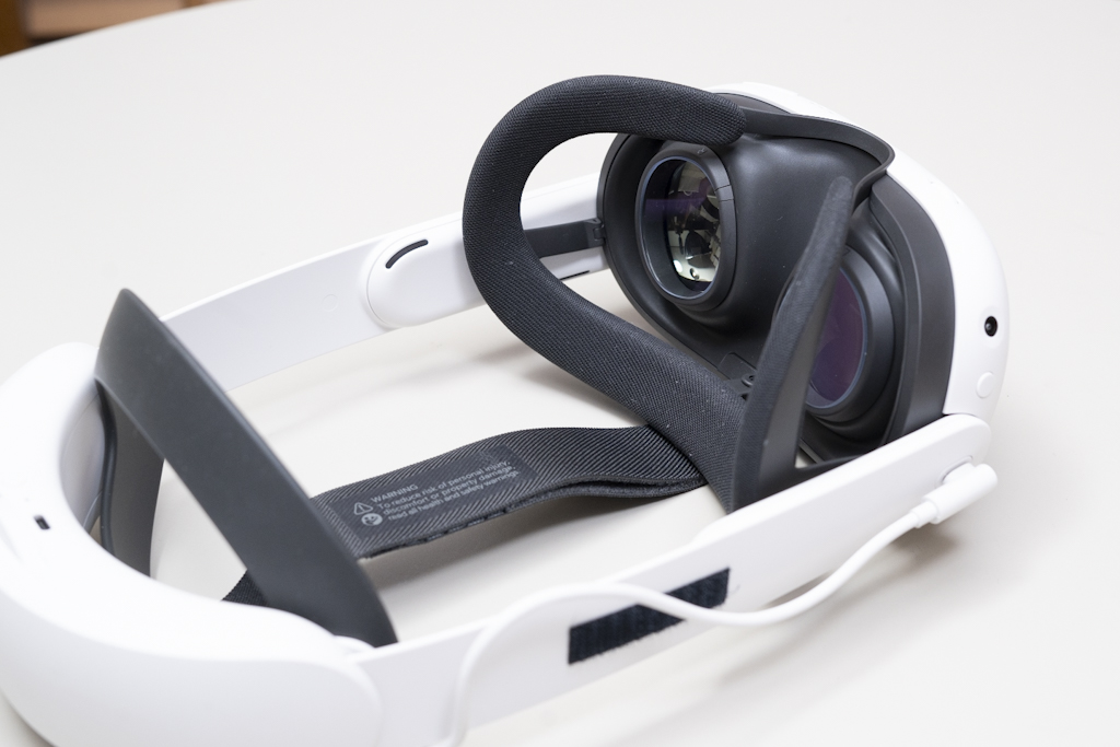 Meta Quest 3をより快適に！オープン接顔部で長時間プレイを実現