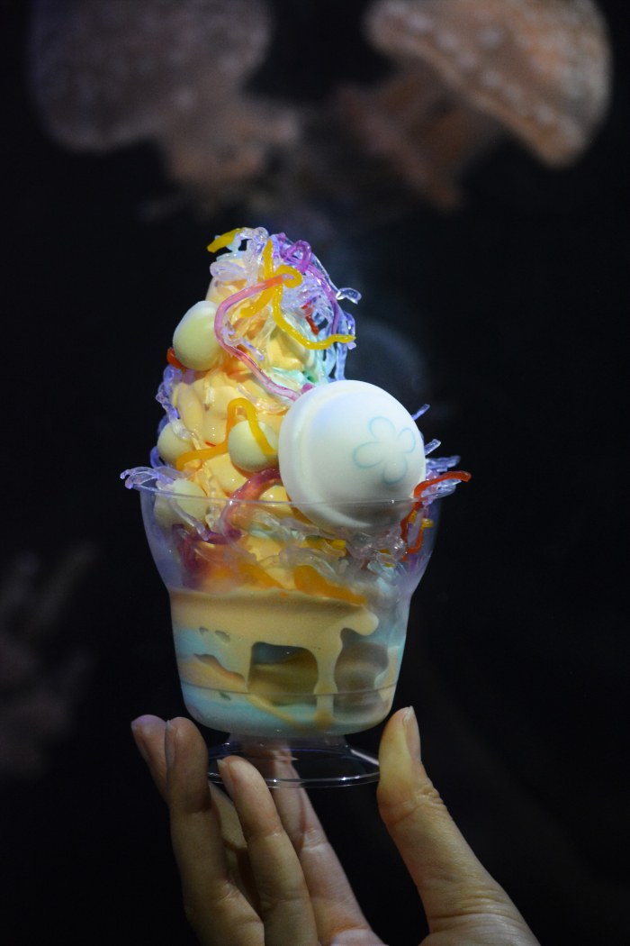 京都水族館】21種130個の手作りのクラゲ風鈴が涼やかに奏でる 夏限定