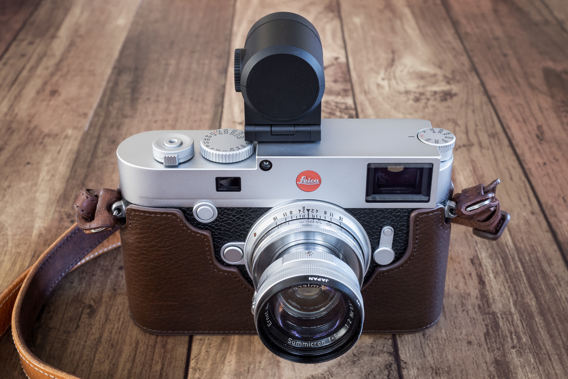 LEICA ビゾフレックス（Typ020） ◇レビュー◇ | デジタル試しうち