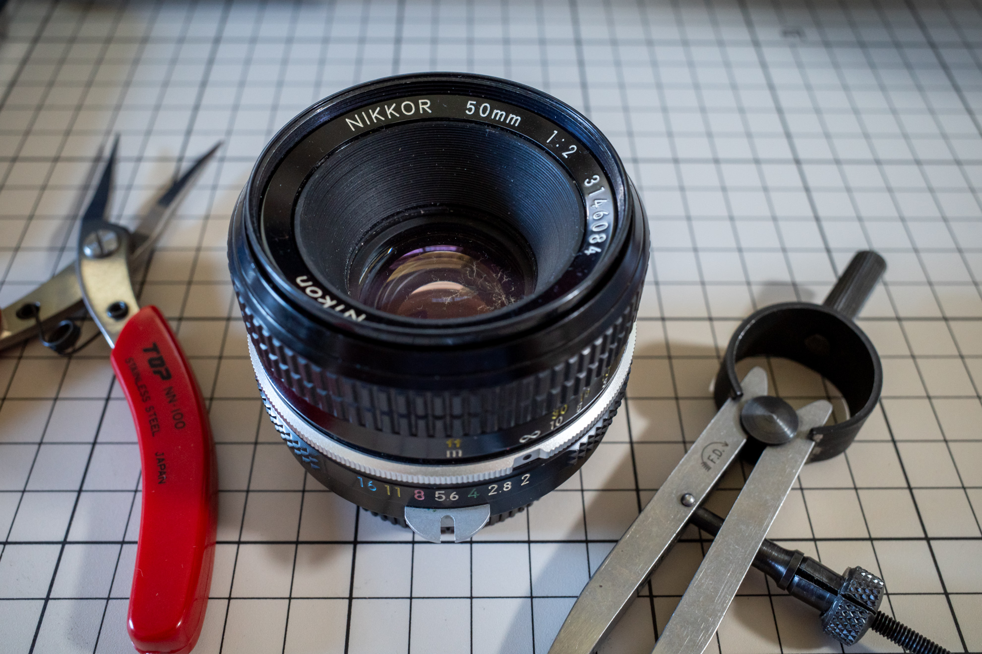 Nikon NIKKOR 50mm F2 ◇メンテナンス編◇ | デジタル試しうち