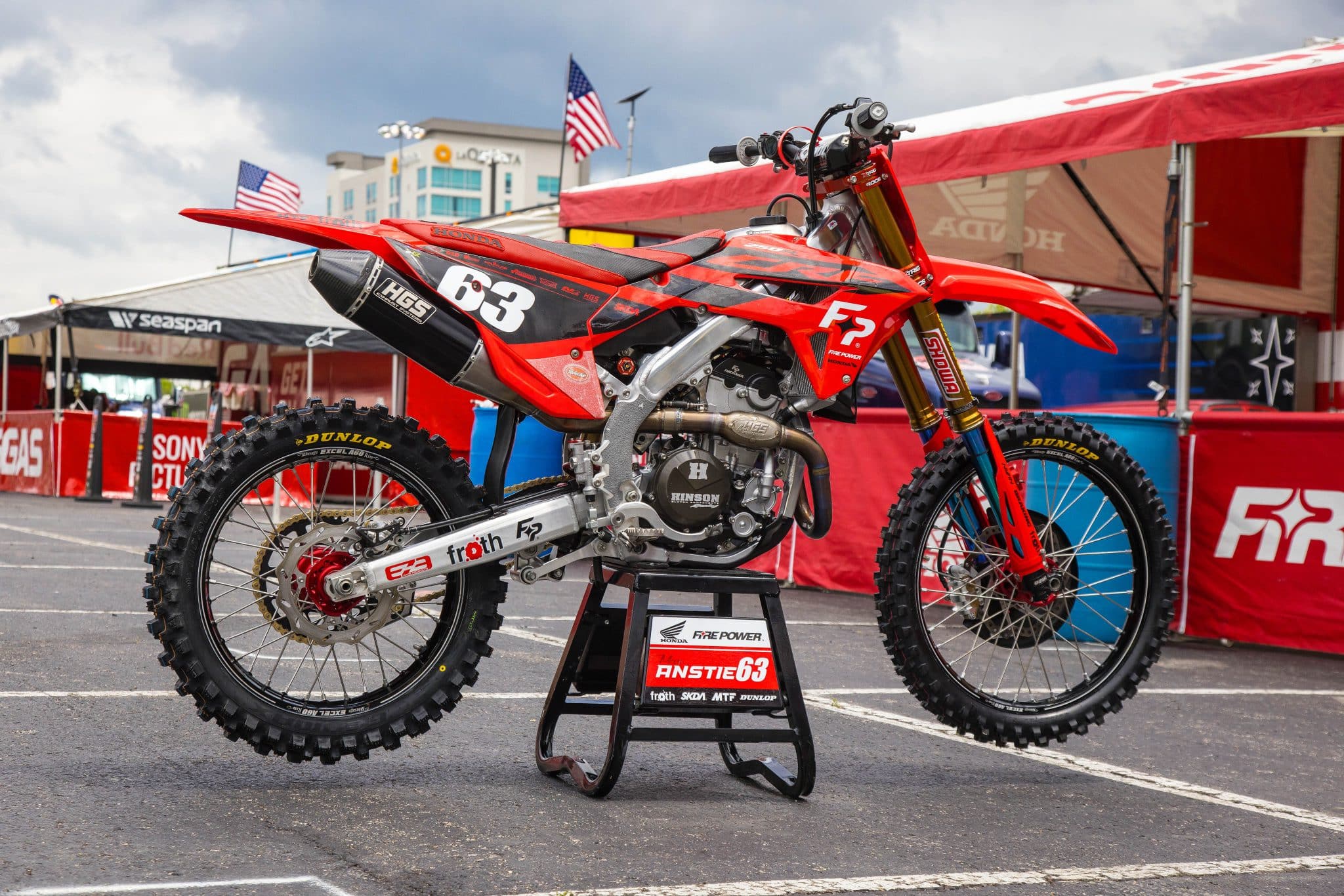 INSIDE MAX ANSTIE FIREPOWER HONDA CRF250R - Dirt Bike Magazine