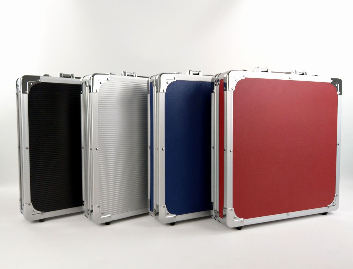 移動中でも大切なレコードをしっかりガード!オリジナルハードケース