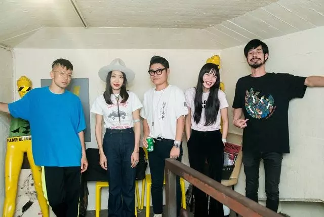 HELLO STRANGER (LP)/LEARNERS/【1,000枚限定販売】｜PUNK｜ディスク