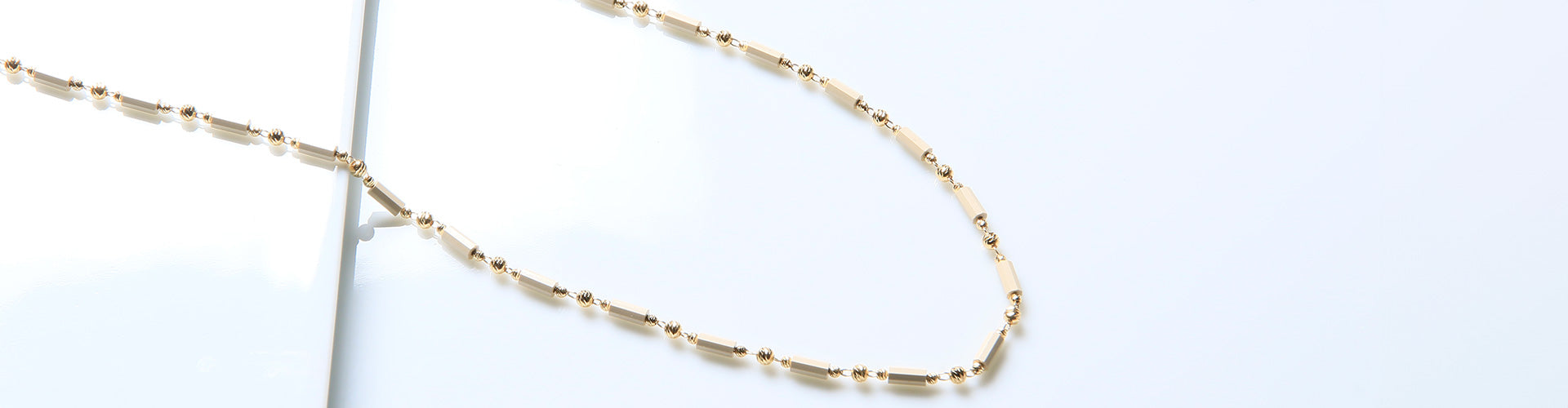 口コミの本質』 – DisMoi