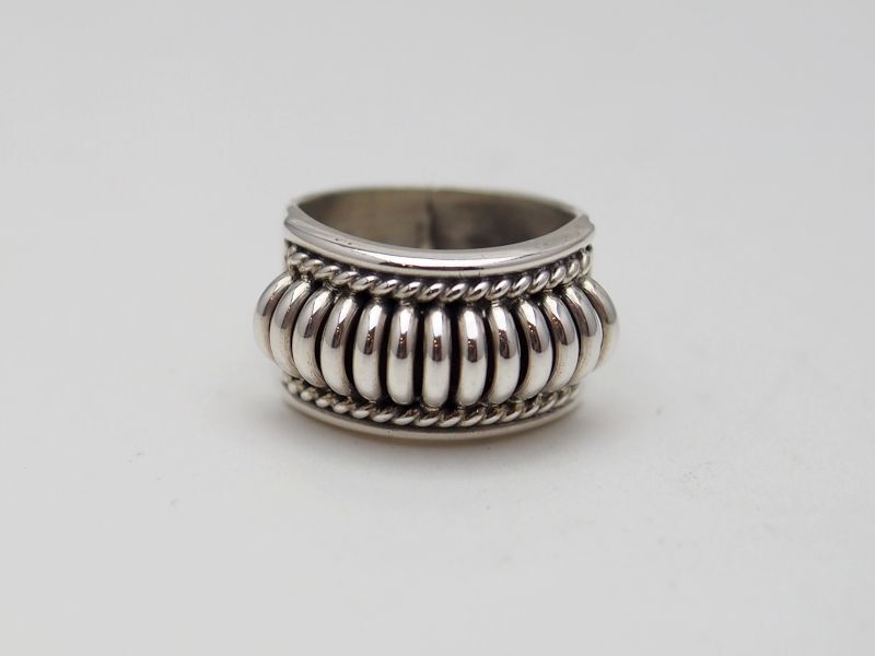 リング石なしのThomas Charley シルバーリング商品のご案内