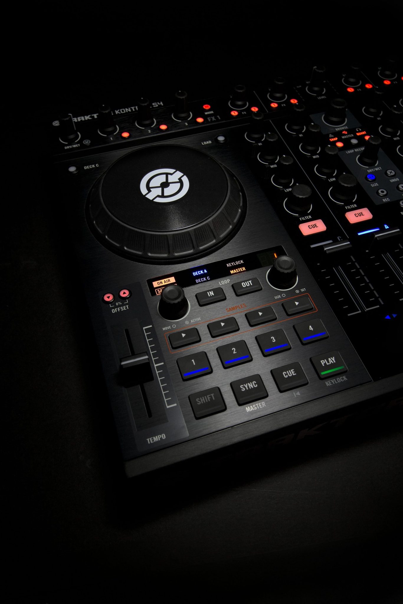 DJ Gear From Yesteryear — The Traktor Kontrol S4