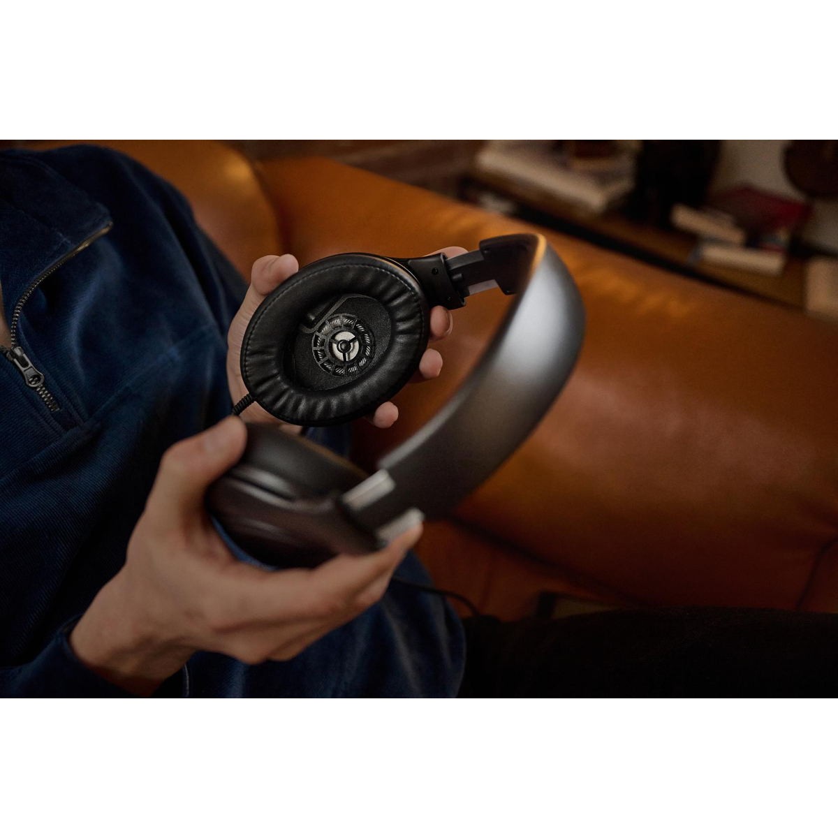 SENNHEISER Closed Dynamic Audiophile-grade Headphones (HD620S