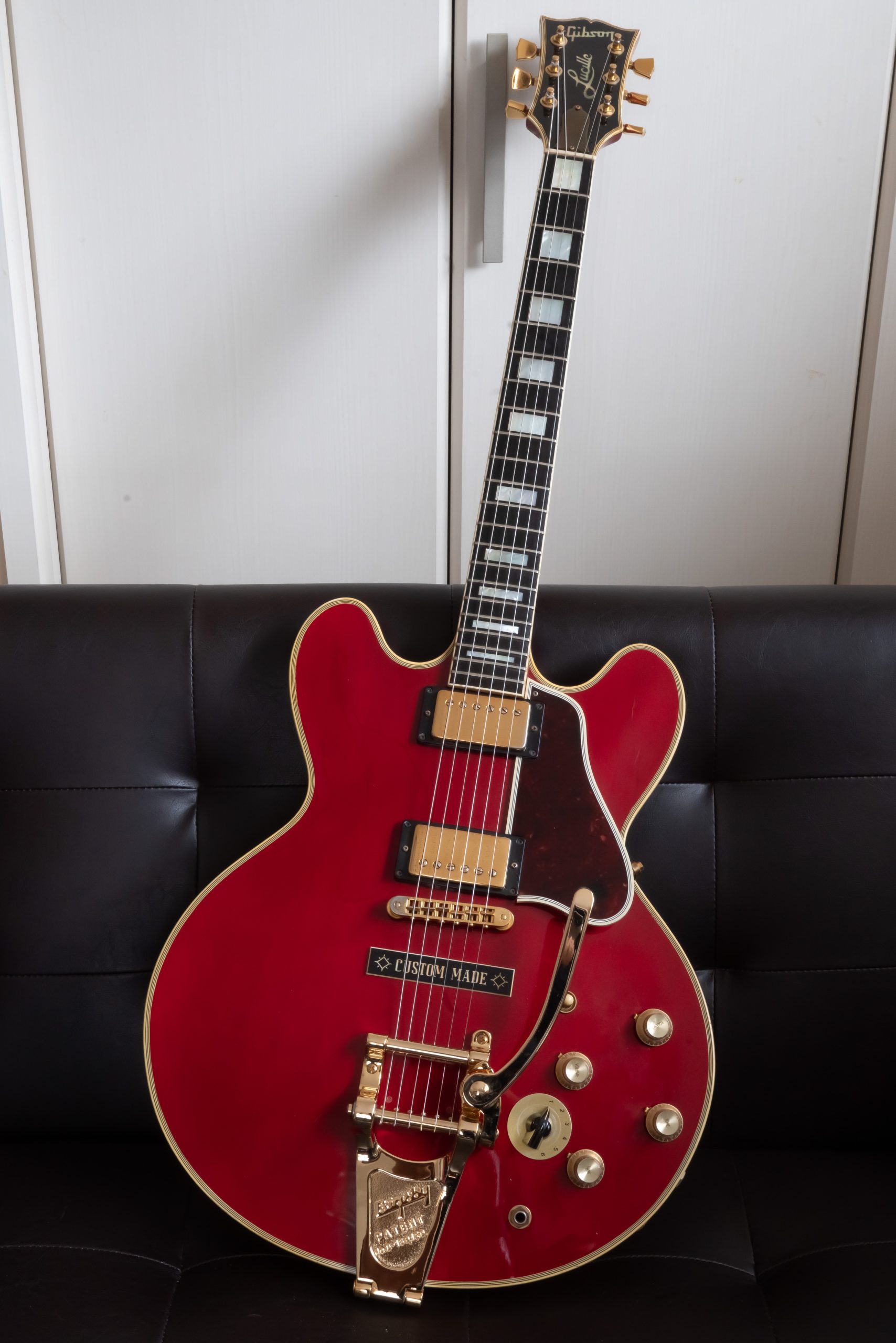 Gibson BB King Lucille (1995 cherry red) ver.2 ルシールのVaritone