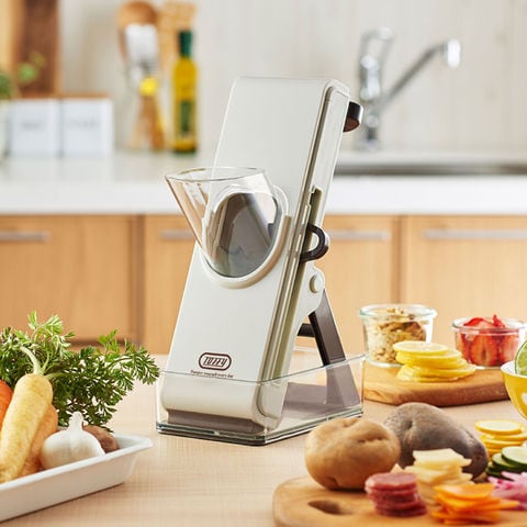 dショッピング |Toffy トフィー セーフティープッシュスライサー K-HC9