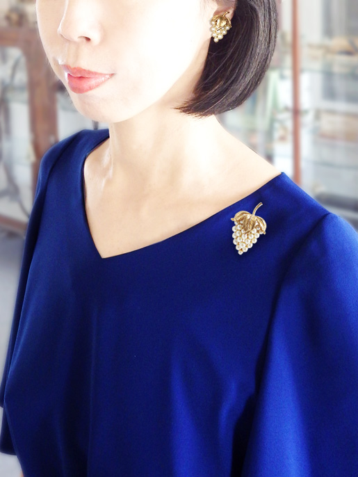 TRIFARI トリファリ パールでできたぶどうのブローチ | アメリカの