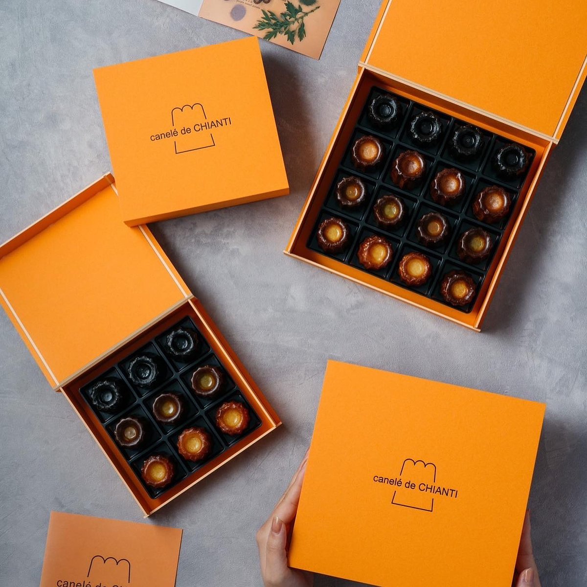 カヌレ専門店のミニカヌレ 16個セット | Canelé de CHIANTI (カヌレド