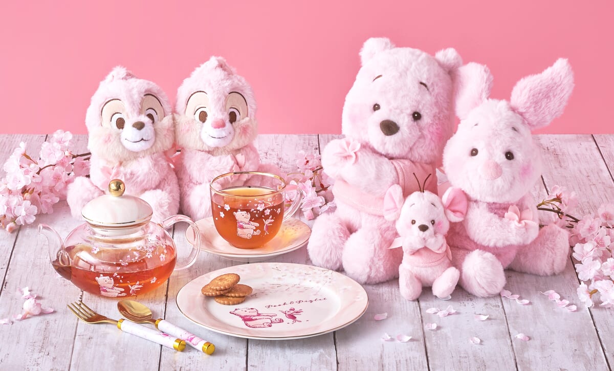 くすみピンク”を基調にした桜モチーフ！ディズニーストア「くまのプー