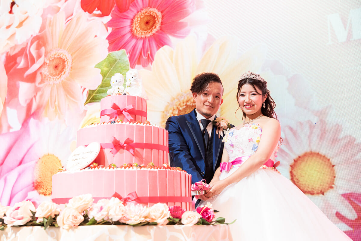 ハローキティと一緒にお祝いできるウェディングプラン！AWAJI HELLO