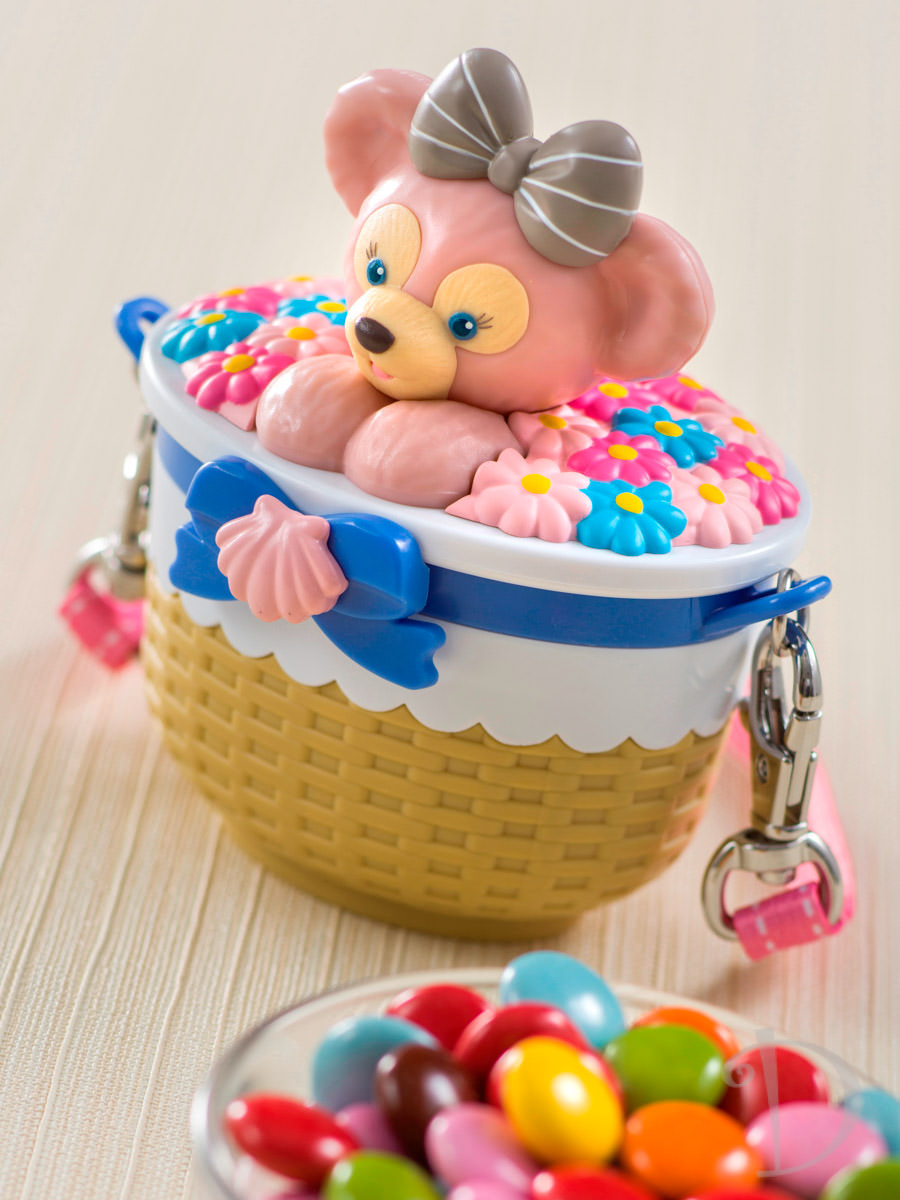 バスケットからお顔を出したシェリーメイ！東京ディズニーシー