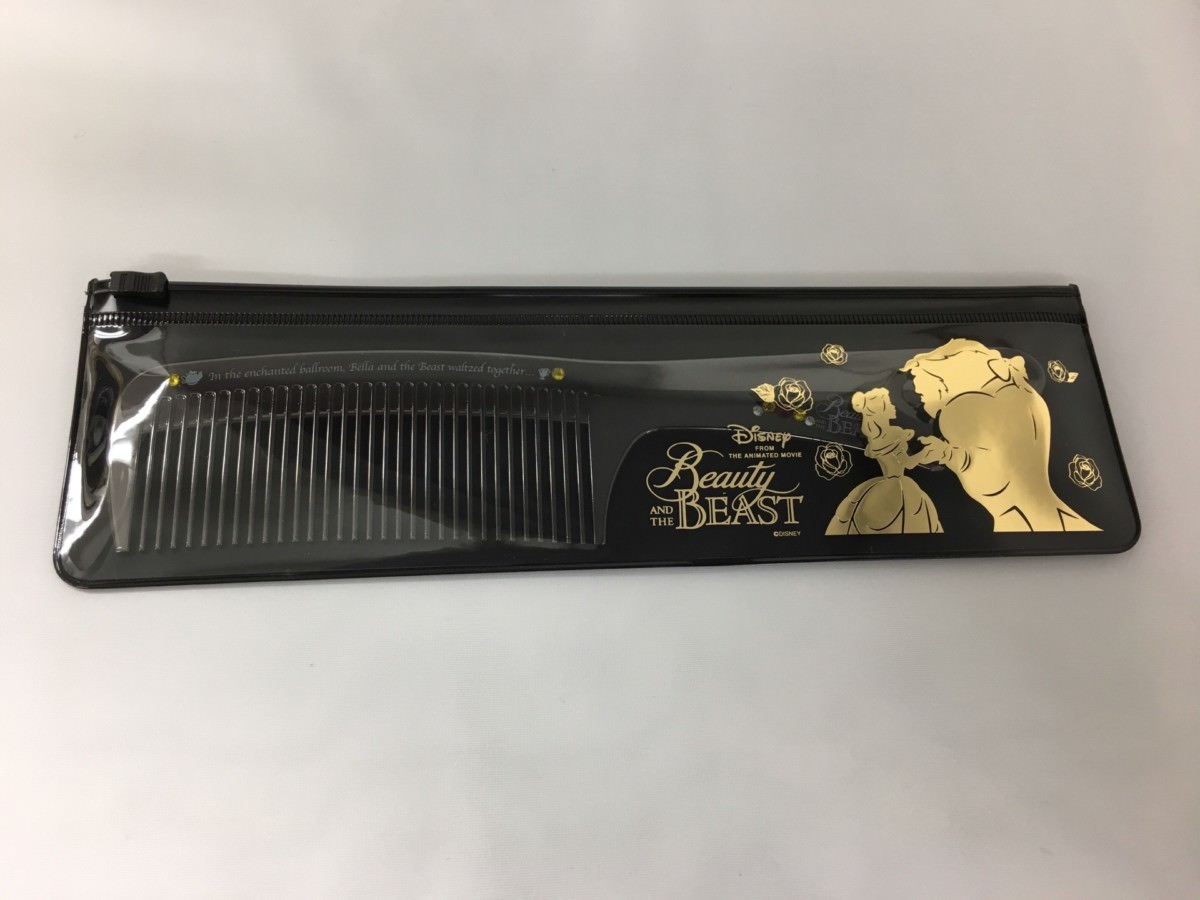 髪のハリとツヤを守る話題のコーム！LOVE CHROME（ラブクロム