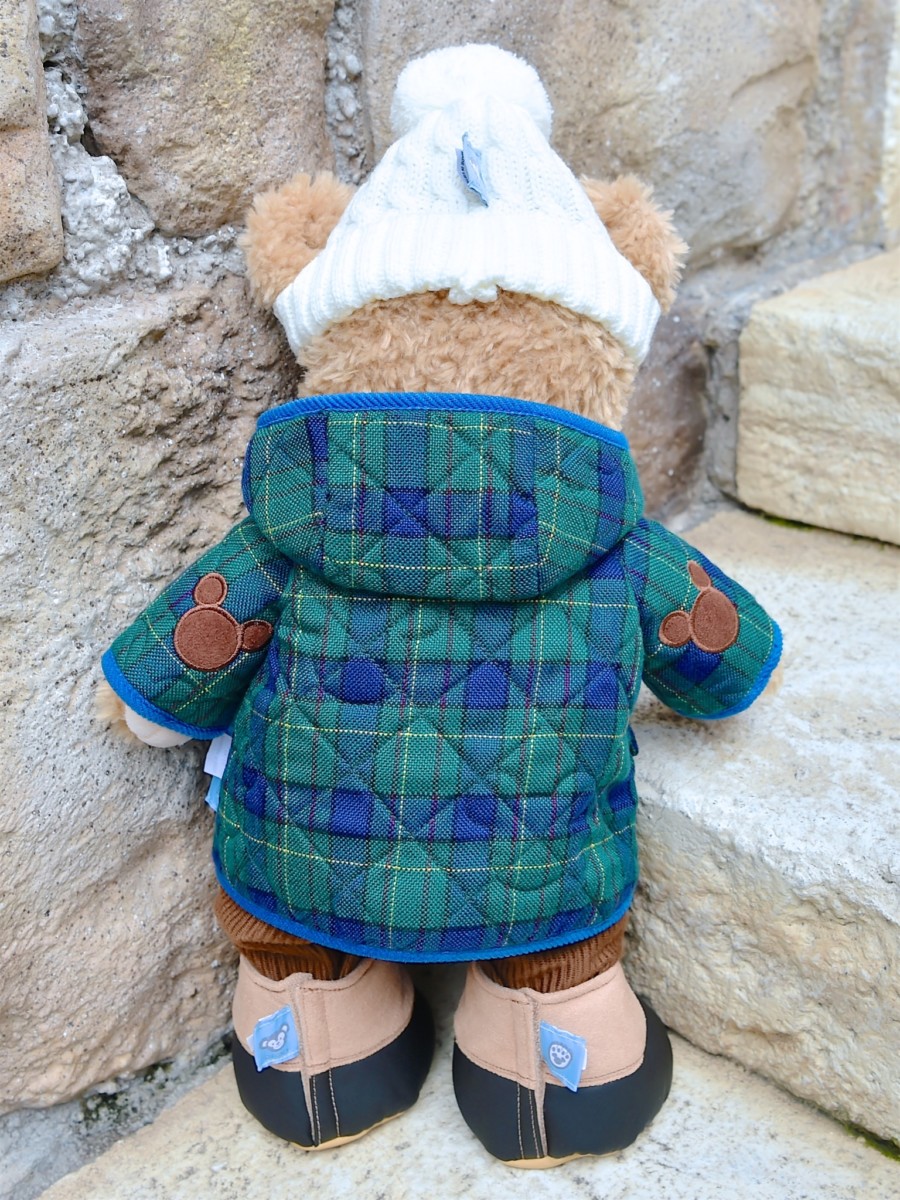 あたたかなコートでダッフィーたちも冬支度！東京ディズニーシー