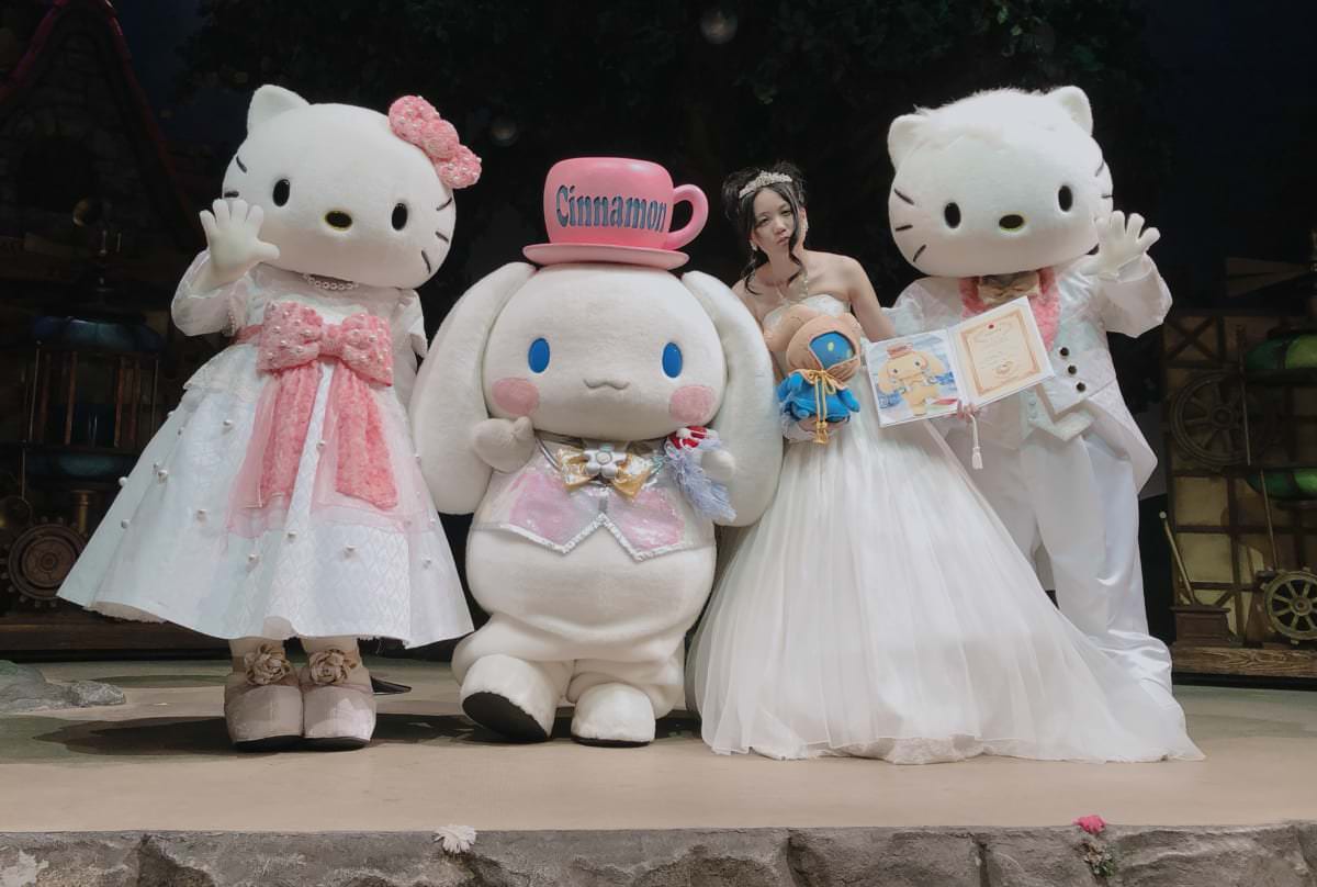 ハローキティとディアダニエルも祝福！サンリオピューロランド「夢の