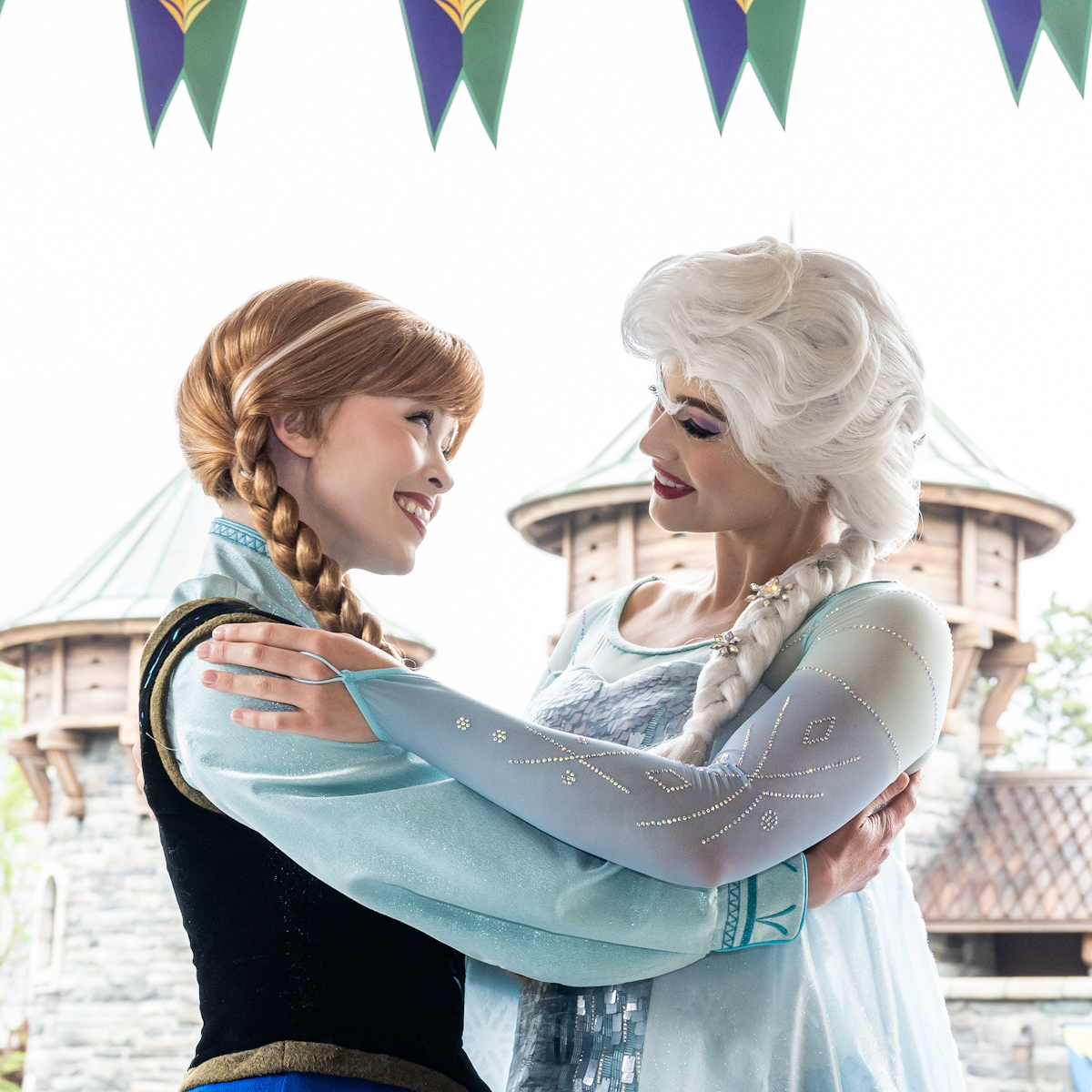 アナとエルサが登場！東京ディズニーシー／ファンタジースプリングス