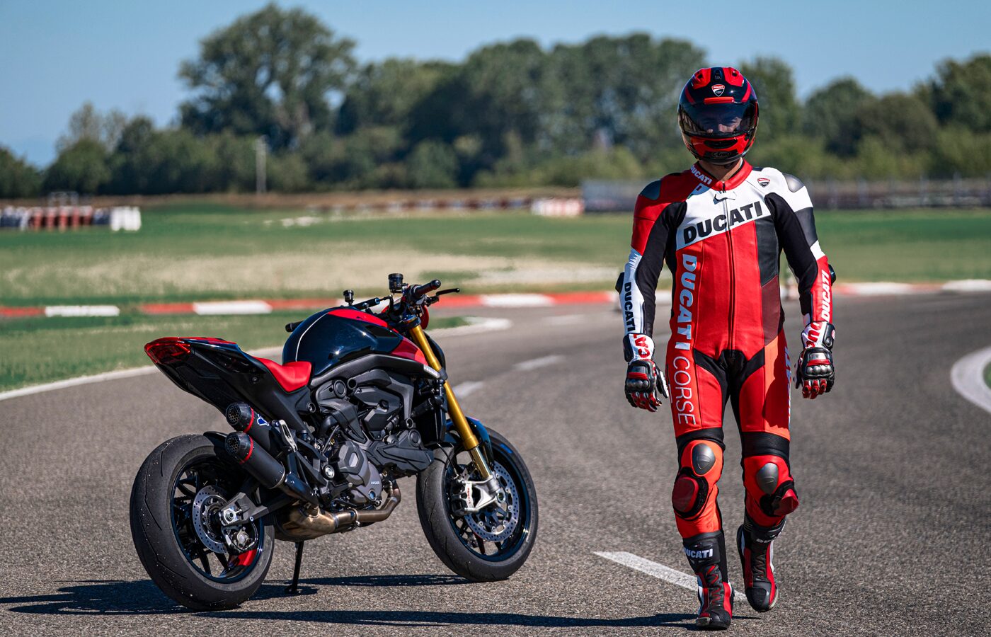 Ducati Lifestyle Tokyo / DLT