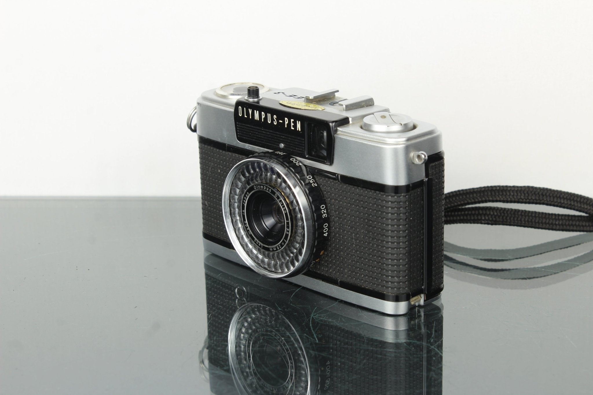 Olympus-Pen EE-3 – Dutch|Thrift