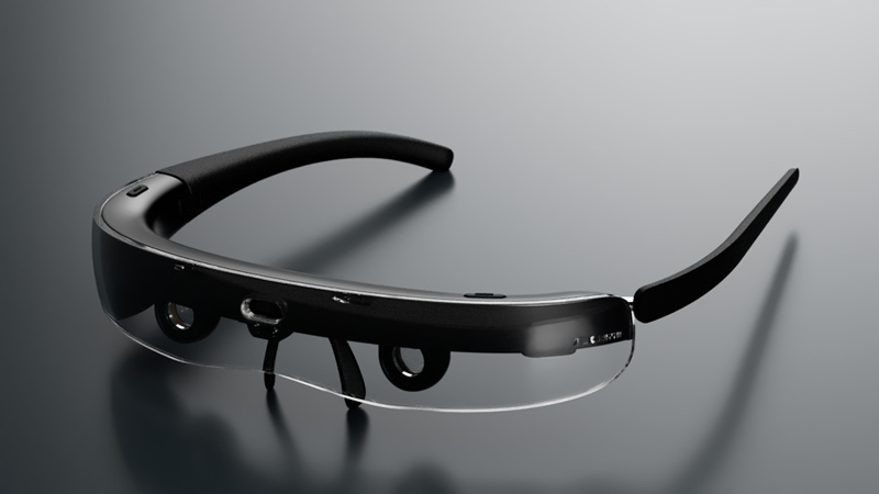 ピントを自動で調整するメガネ、眼の酷使や加齢に伴う見え方の課題を