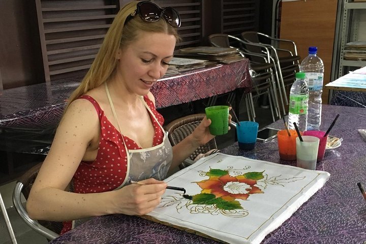 2026 マレーシアのバティック体験-ハンカチ、提供元：ジャディ