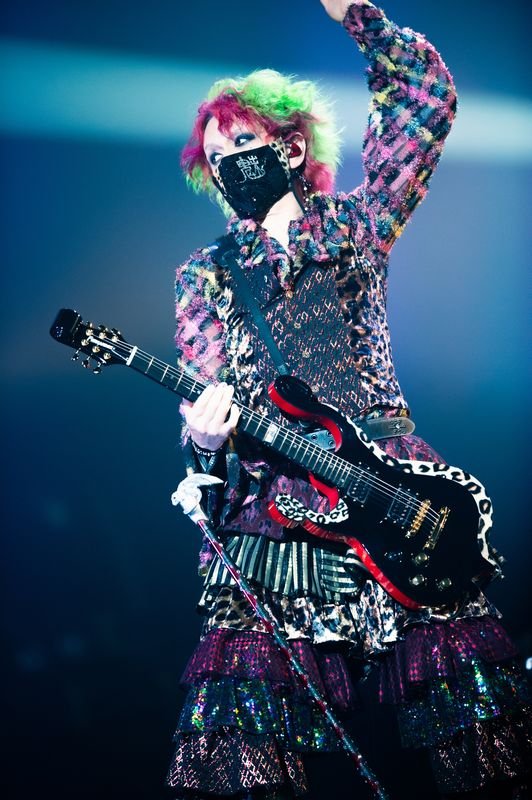 BUCK-TICK 2021年年末を飾った、唯一の有観客ライヴ 恒例の日本武道館