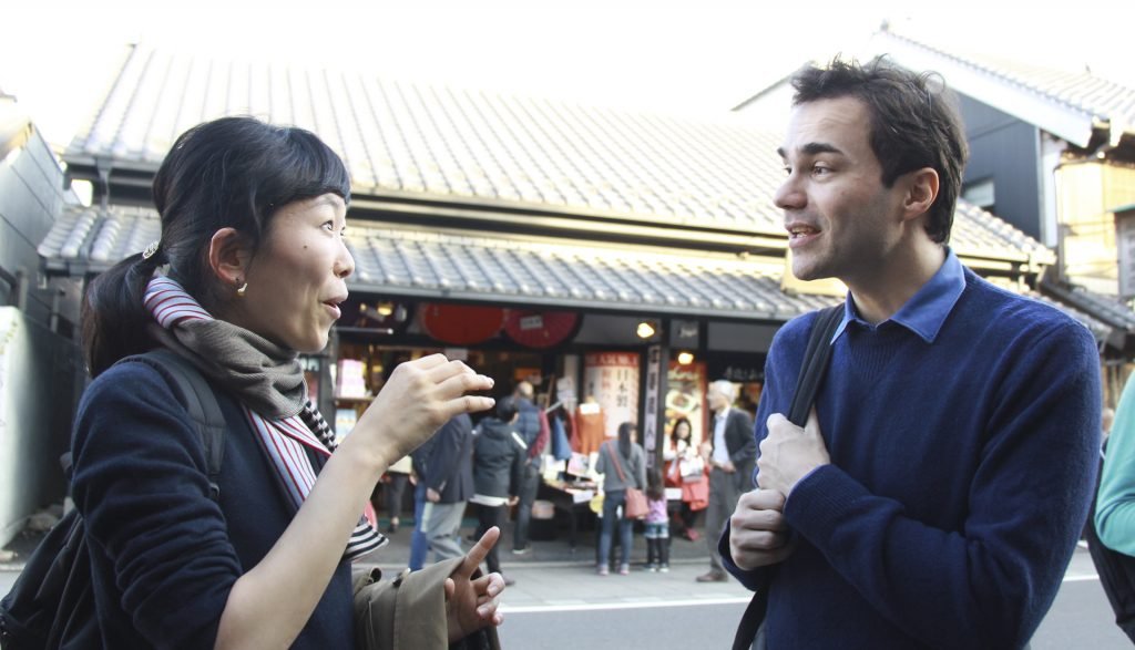 音声付】初心者でも簡単！日常会話にも使えるフランス語旅行会話集