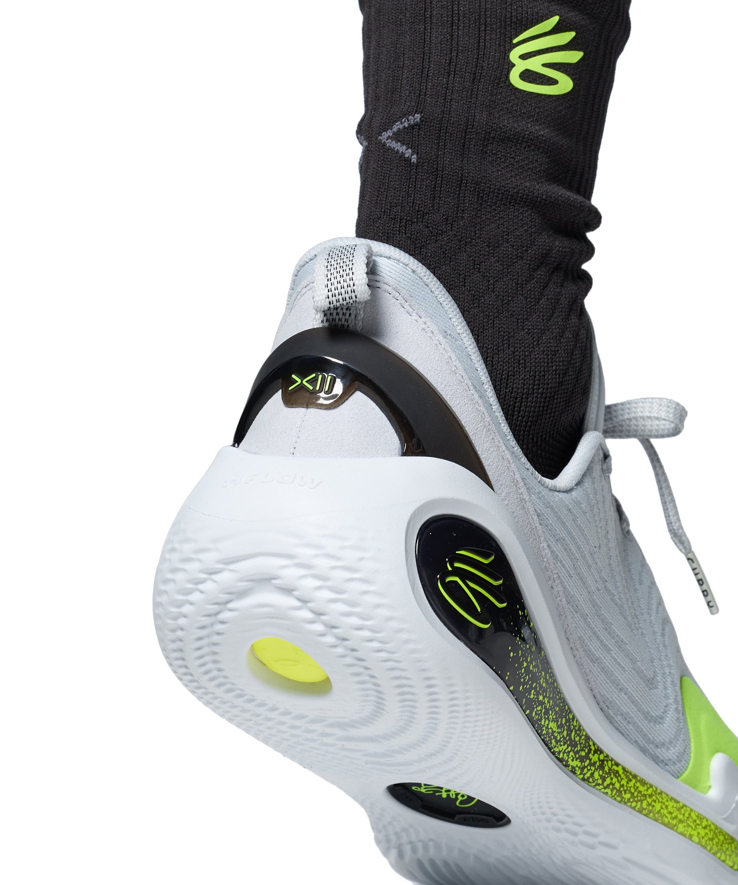 アンダーアーマー公式】 カリー12（バスケットボール/UNISEX）