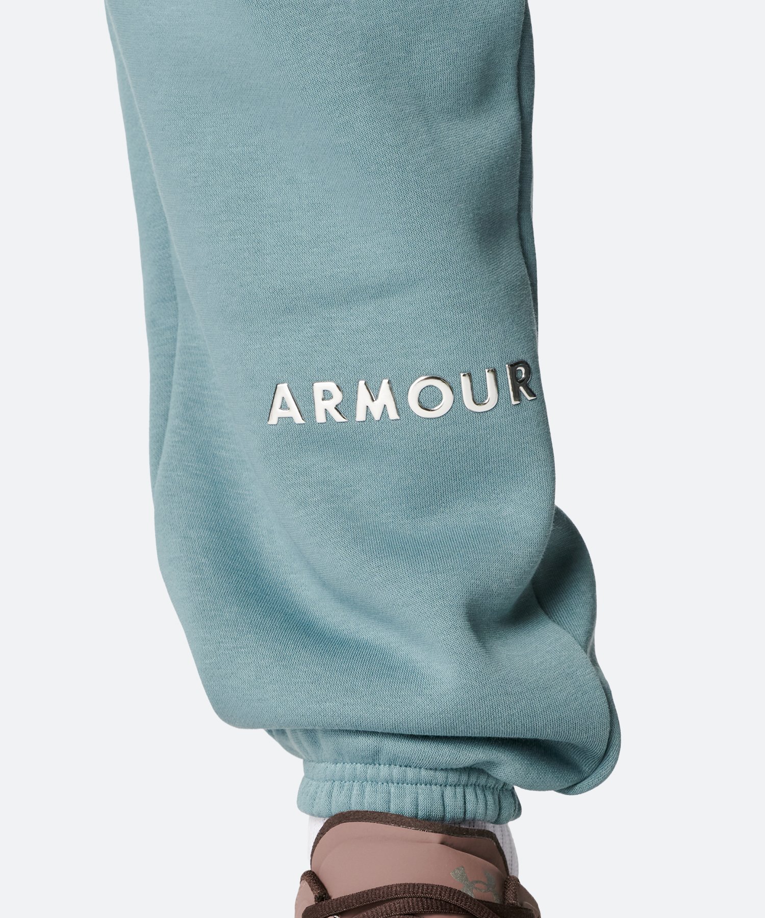 アンダーアーマー公式】 UAアイコンフリース メタリック ロゴ パンツ