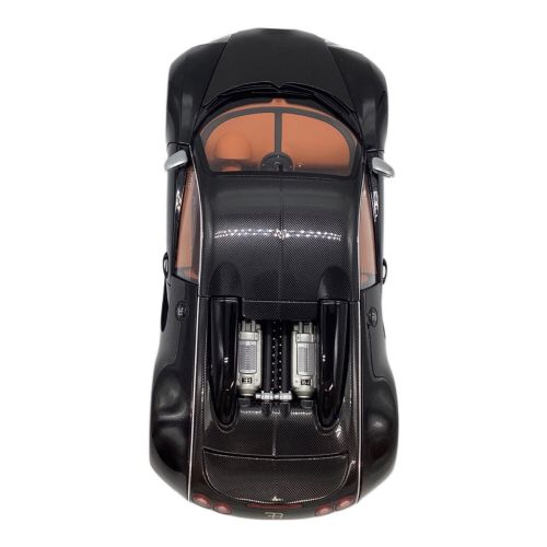 AUTOart (オートアート)モデルカー1/18ブガッティ EB 16.4ヴェイロン