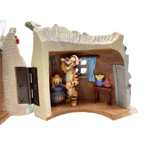 DISNEY (ディズニー) くまのプーさん クリスマススノードーム