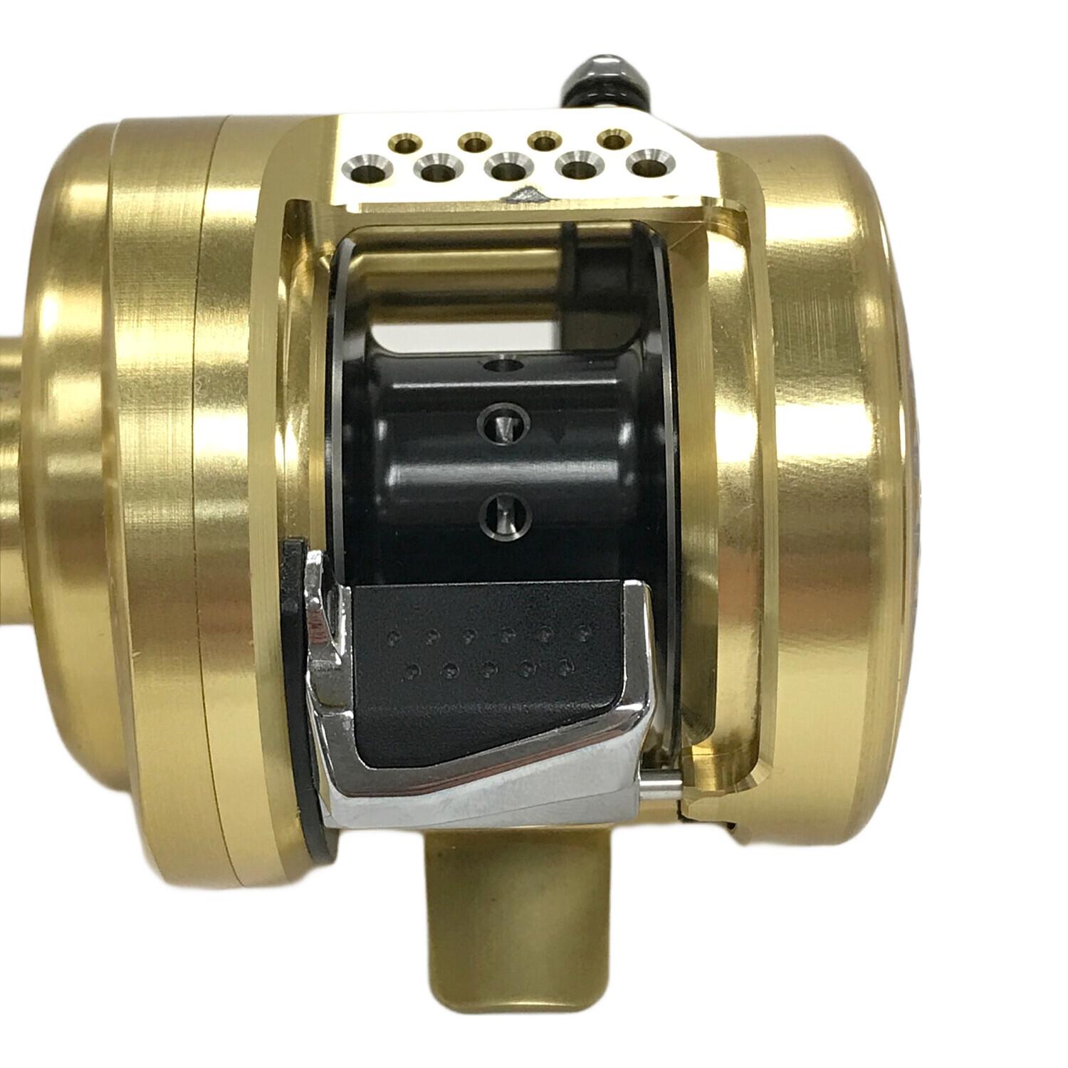 SHIMANO (シマノ) ベイトリール 15 CALCUTTA CONQUEST （カルカッタ