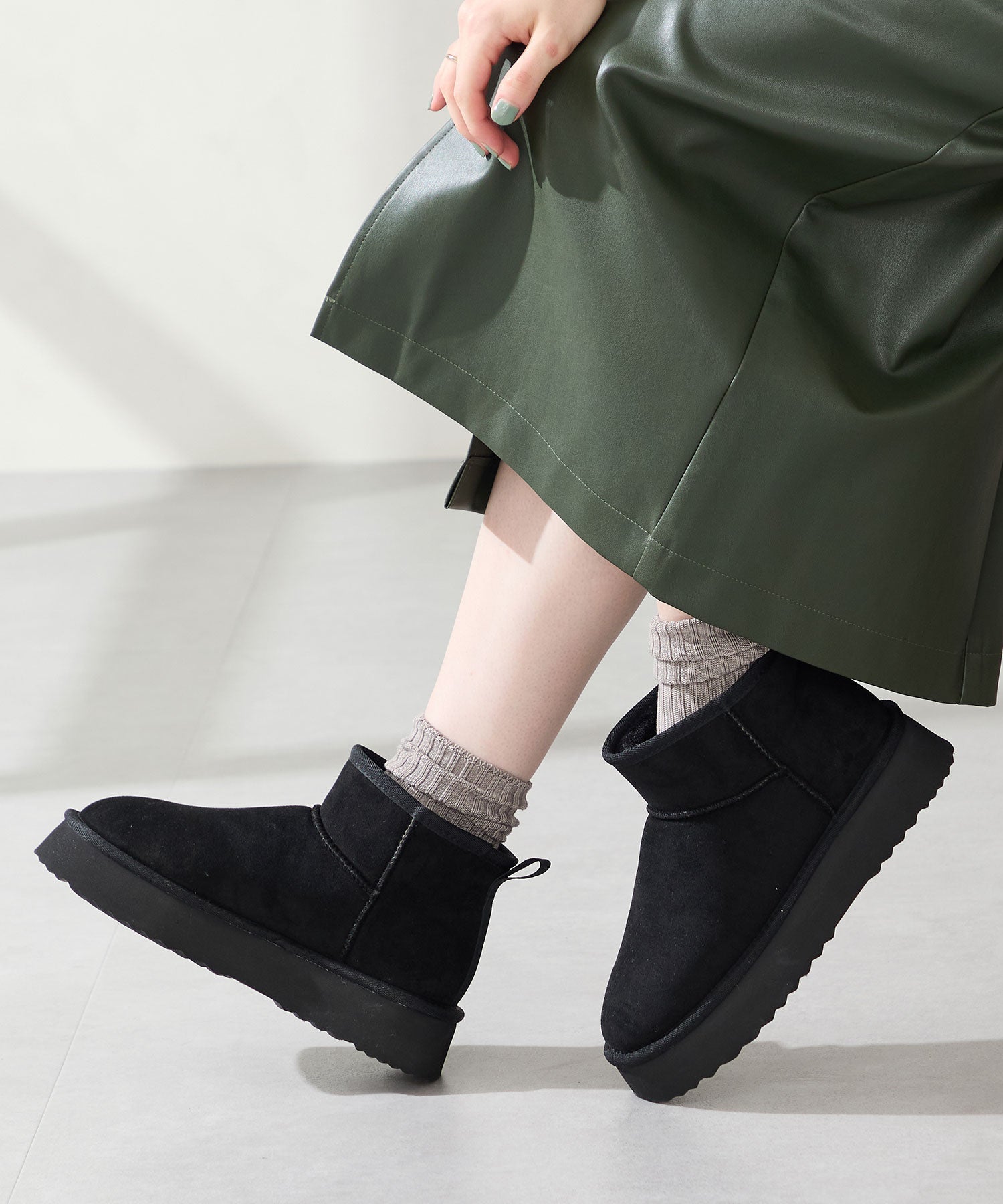 厚底ムートンショートブーツ/51409 – ORIENTALTRAFFIC