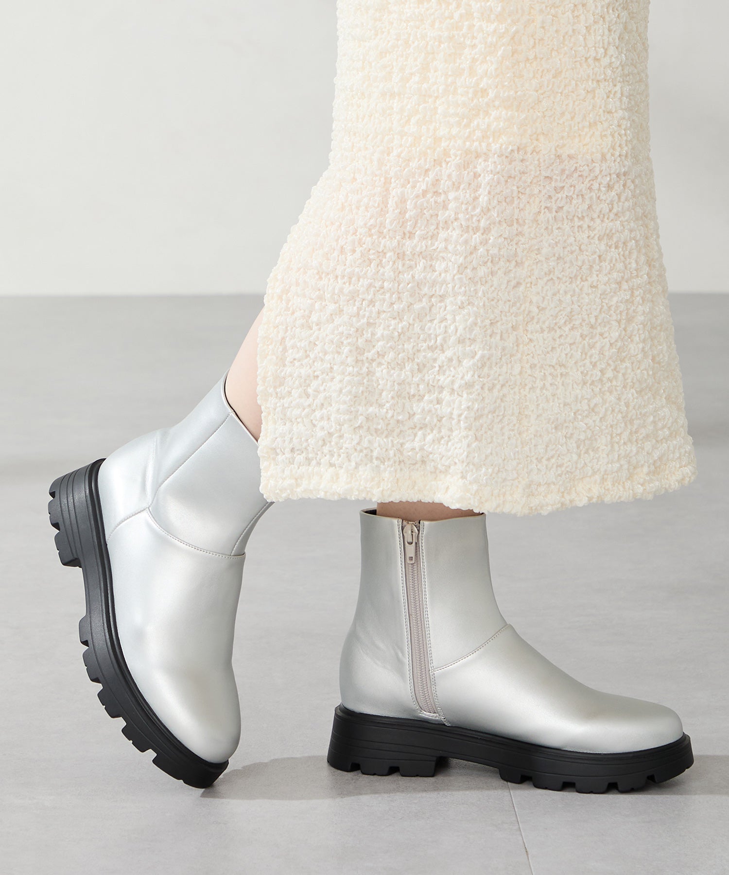 タンクソールラウンドショートブーツ/52409 – ORIENTALTRAFFIC