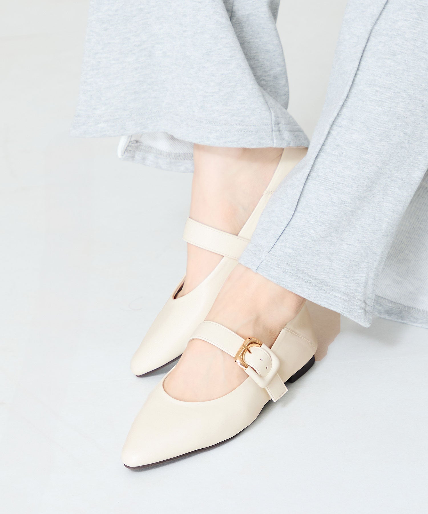 配色バックル柔らかフラットパンプス/52118 – ORIENTALTRAFFIC