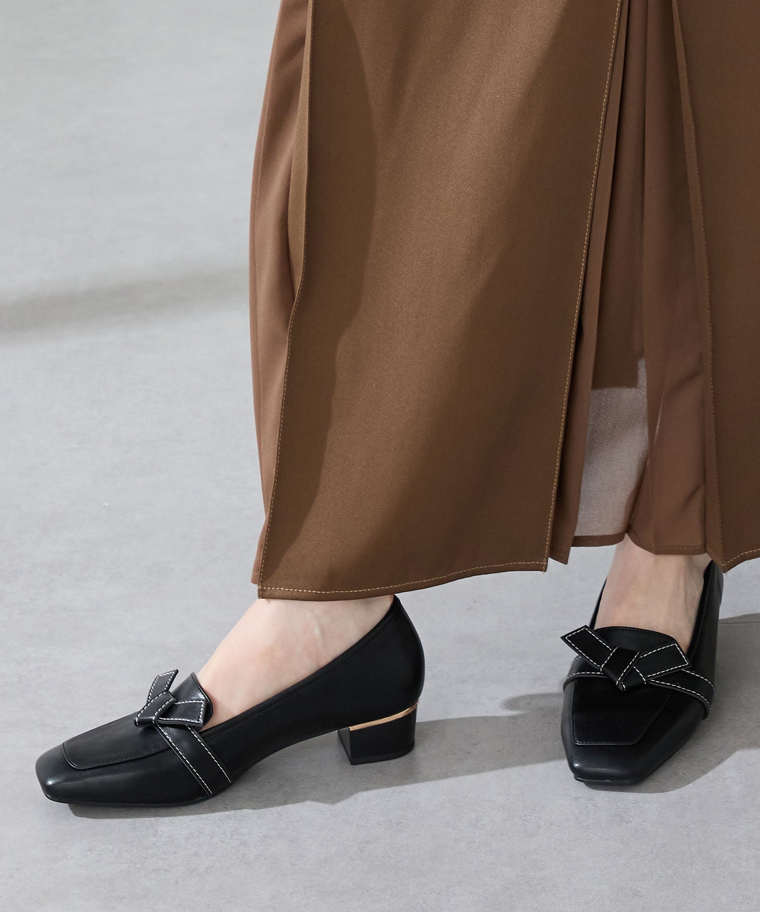 WEB限定】リボンデザイン甲深パンプス/55301 – ORIENTALTRAFFIC