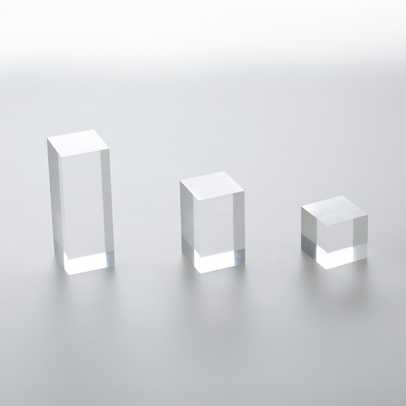 ディスプレイ用アクリル角柱 | アクリル市場 ジーアシスト