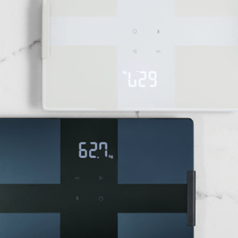 OMRON オムロン 体重体組成計 ホワイト KRD-508T-W(ホワイト): ワイ